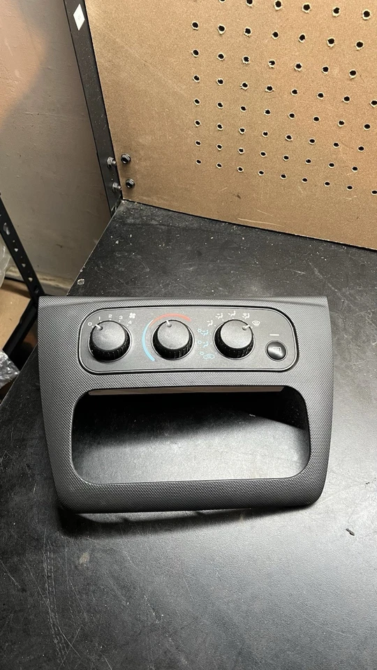 2001 - 2006 道奇 Stratus 克莱斯勒 Sebring 加热器交流温度暖通空调气候控制 — 第 1/4 张图片