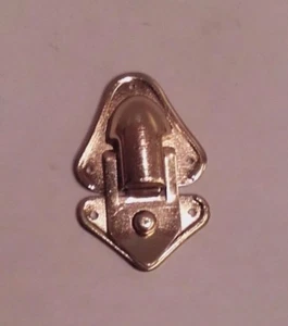 Fermoir de coffret acier laitonné, 30 X 18 mm - Imagen 1 de 2