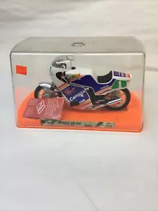 GUILOY 1:18 GP Motorcycles: Honda GP250 Campsa HRC #1 Motorcycle 13115 figure - Picture 1 of 6