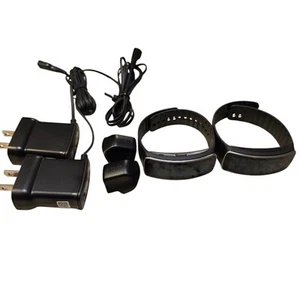 2 Samsung Gearfit SM-R350 Smart Watch Activity Tracker As Is for Parts No Power! - Photo 1 sur 3