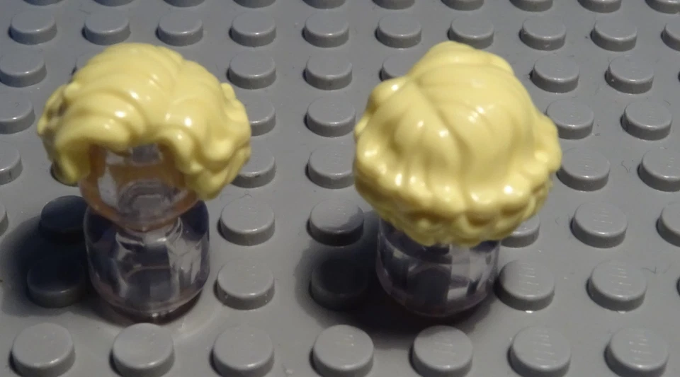 Lego Figur Zubehör Haar Blond für Frau - Bild 1 von 1
