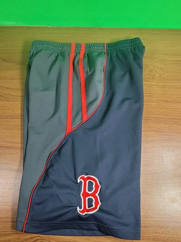 True Fan Men’s Boston Red Sox Shorts XL.  (44) Cover