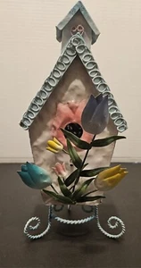 Elegant Decorative Metal Flowered Birdhouse - Bild 1 von 6