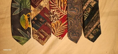 Lote de 5 Corbatas Hombre Vintage Años 90 – Safari, Abstracto, Paisley, Bugatti, Banana Rep Foto 1 de 2