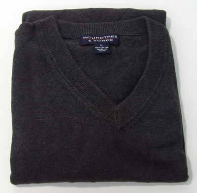 Roundtree Yorke Mens L Charcoal Sweater Vest  V-Neck Cotton Diamond Pattern Golf - Image 1 of 4