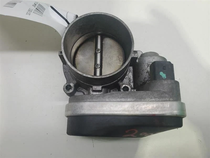 Chrysler 300 2005-2011, conjunto de carrocería del acelerador, número de pieza: 4861691AA Foto 1 de 4