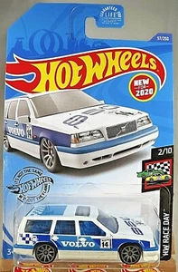 2020 Hot Wheels #57 HW Race Day 2/10 VOLVO 850 ESTATE White w/Gray 10 Spokes - Picture 1 of 5