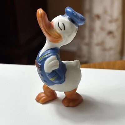 FIGURA BISQUE PATO DONALD DE COLECCIÓN DE WALT DISNEY 3" Japón Foto 1 de 4