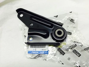 2004-2009 Mazda 3 2.0 2.3 soporte superior automático del motor nuevo OEM !! - Imagen 1 de 5
