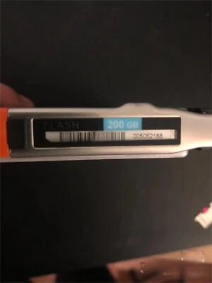 EMC 005049264 005049297 005052188 200G SAS 6Gb SSD Solid State Drive - Image 1 of 2