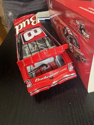 Coche modelo diecast Budweiser Dale Earnhardt Jr. #8 NASCAR Foto 1 de 4