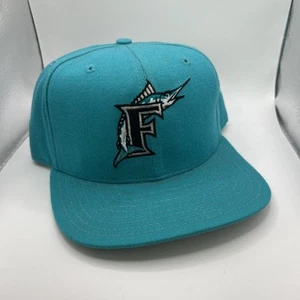 Sombrero New Era Ajustable Vintage Florida Marlins. Segunderos marcados. (6/9/25) - Imagen 1 de 3