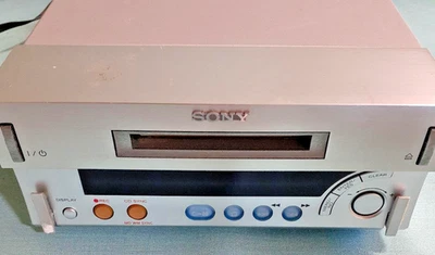 Sony MDS‑SD1 MiniDisc Deck Recorder Japan 1998 Silver For Parts Not Working MD - Image 1 of 4