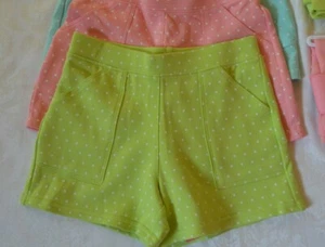 Gymboree CANDY APPLE Pocket Knit Shorts NWT Green 4 - Picture 1 of 1