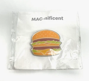 McDonald's MAC-nificent Big Mac Pin New - Imagen 1 de 3