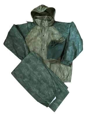 Natural Gear Ultralight Rain Suit Jacket w/hood & Pants  Bag Set Green Camo XL - Image 1 of 4