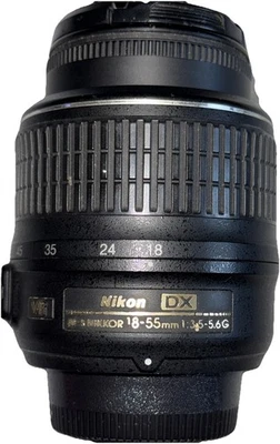 Lente para peças Nikon AF-S DX NIKKOR 18-55mm f/3.5-5.6G - Imagem 1 de 3