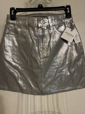 NWT ARIZONA WOMEN'S SILVER METALLIC MINI SKIRT JUNIORS Size 0 - Imagem 1 de 4