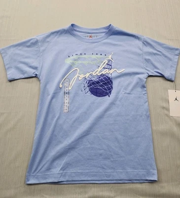 NEW Girls Nike Air Jordan Tee Size Medium Loose 10-12 yrs Youth - Image 1 of 4
