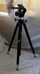 Treppiede inclinabile RIDOTTO con testa video con piastra a sgancio rapido. - Foto 1 di 3