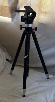 Tripé tiltall REDUZIDO com cabeça de vídeo com placa de liberação rápida. - Imagem 1 de 3