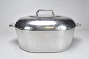 Vintage WAGNER WARE MAGALITE 8 QT ROASTER #4265 with ORIGINAL LID & TRIVET 07642 - Picture 1 of 8