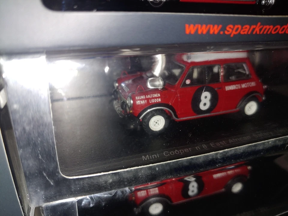Spark S2660 MINI COOPER Rally East African SAFARI 1967 Aaltonen - 1:43 RARE - Immagine 1 di 4