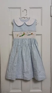 Seersucker Peter Pan Girls SMOCKED DRESS Sz 6 Boutique D3 - Picture 1 of 4