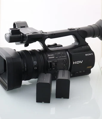 Sony HVR-Z5E - Bild 1 von 4