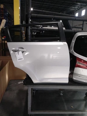 Conjunto de puerta trasera derecha usado lado trasero se adapta a: Kia Sportage 2013 con tinte de privacidad g Foto 1 de 4