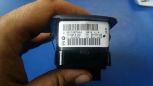 Door Switch Front DODGE CARAVAN 12 13 14 15 16 - Picture 1 of 3