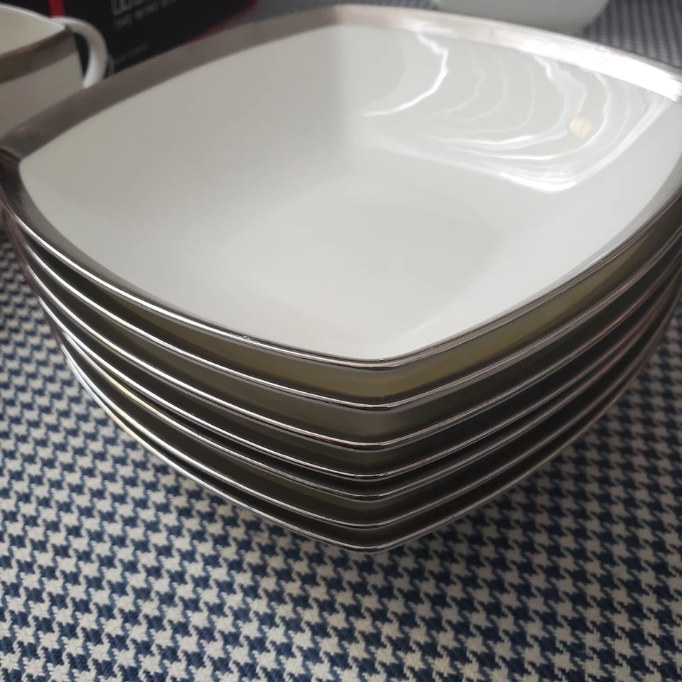 Mikasa Millennium Platinum - Juego de 8 cuencos AN008 estilo cuadrado de porcelana de hueso  Foto 1 de 4