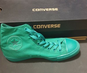 converse verde bottiglia