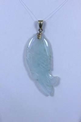Beautiful 14K Yellow Gold Hand Carved Jade Fish Pendant 2"- 13366 Foto 1 de 4