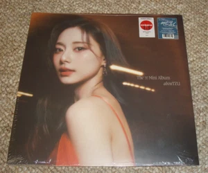 Tzuyu of Twice AbouTZU Target Galaxy Green Vinyl Record Poster & Photocard NEW - Foto 1 di 2