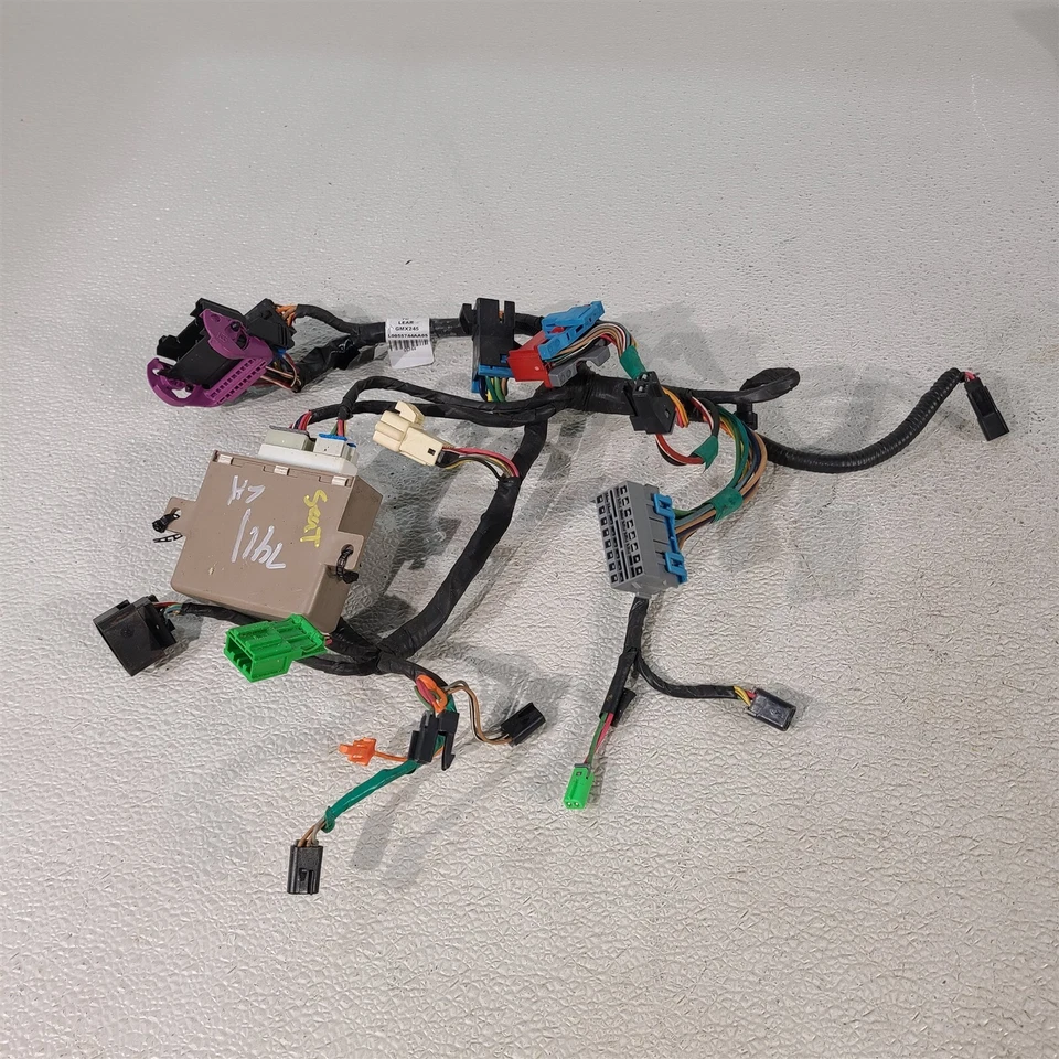 05-13 Corvette C6 司机动力座椅安全带带模块 Aa7411 — 第 1/4 张图片