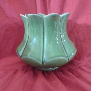 Martha Stewart Everyday geriffelte Blumenvase MSE 6" hoch - Bild 1 von 4