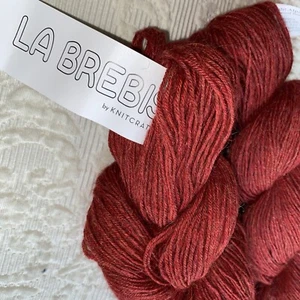 2 Skein La Brebis Light 100% Alpaca 400 Y Knitting Yarn Dogwood Berry - Picture 1 of 4