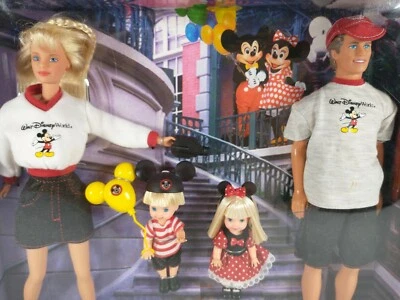 Muñeca Barbie Disney Walt Disney World Resort Set de Regalo de Vacaciones 1998 Precintada Foto 1 de 4