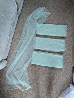 4 x шалфей зеленый жемчуг украшенный дорожки для стола / пояса - Изображение 1 из 4