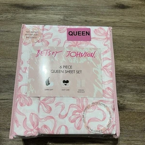 New Betsey Johnson Queen Sheet Set Pink Bows Polyester Flat Fitted Sheets - Picture 1 of 4