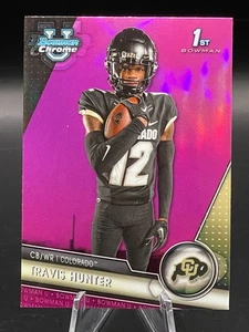 2023 BOWMAN UNIVERSITY CHROME 1st BOWMAN #36 - TRAVIS HUNTER (REFRACTOR ROSA) - Imagen 1 de 6