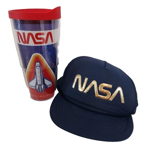 NASA Lot 2 Tervis 24oz. Space Shuttle mit Deckel & Navy Foam Gold Letter Cap Snap - Bild 1 von 9