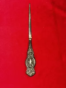 ANTICO APRI LETTERE VITTORIANO ORNATO ARGENTO STERLING - Foto 1 di 4