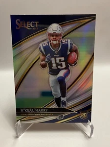 2019 Panini Select Nkeal Harry RC Rookie Field Level Silver Prizm #277 Patriots - Bild 1 von 3