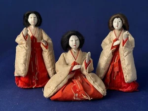 Japanese Set Hinamatsuri dolls, "San nin kanjo" 3 court ladies c.1900 - 1930s - Picture 1 of 6