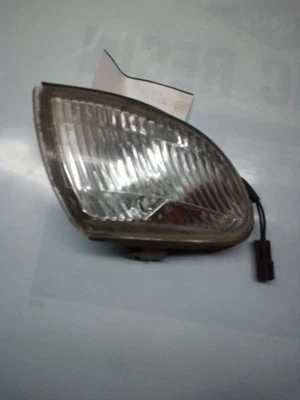 Passenger Corner/Park Light Fender Mounted Fits 97-00 MAZDA MILLENIA 145073 - Image 1 of 4