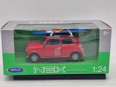 MORRIS Mini Cooper con tavola da surf - Welly - Scala 1/24 - Immagine 1 di 2