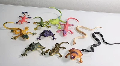 1990s Vintage Plastic/Rubber Salamanders Frogs Snakes Colorful Play Animals... - Image 1 of 3
