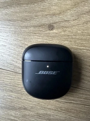 Bose Quiet Comfort Ultra Earbuds Black Charging Case And Accessories Only - Image 1 of 4